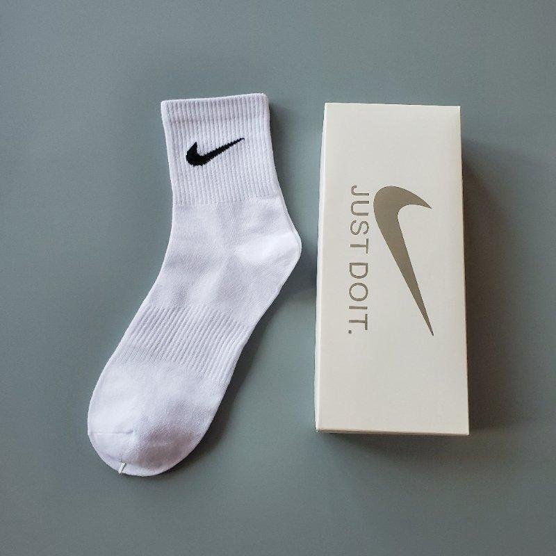 Носки длинные Nike - 5 пар (белый) - изображение №1