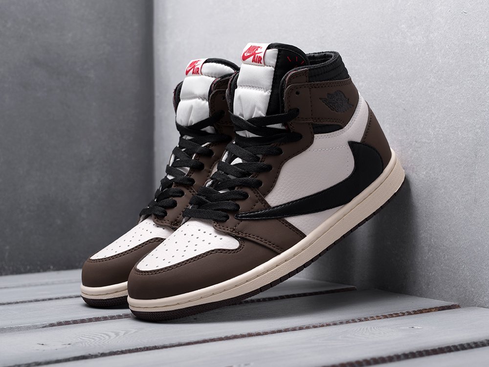 Кроссовки Nike Air Jordan 1 x Travis Scott (коричневый) - изображение №1