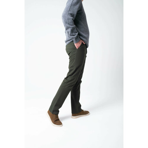 Брюки Хорошие брюки, зеленый (серый/черный/синий/коричневый/бежевый/зеленый/бордовый/хаки/антрацитовый) - изображение №1