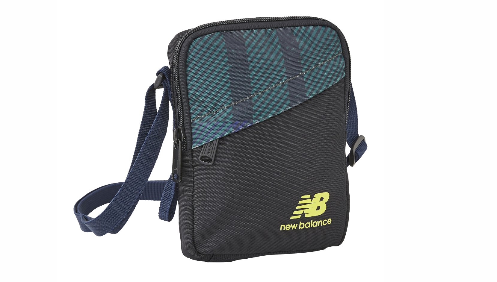 Crossbody Essentials Shoulder Bag (зеленый) - изображение №1