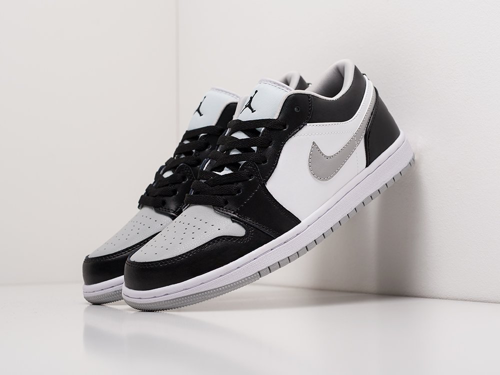 Кроссовки Nike Air Jordan 1 Low (черный) - изображение №1