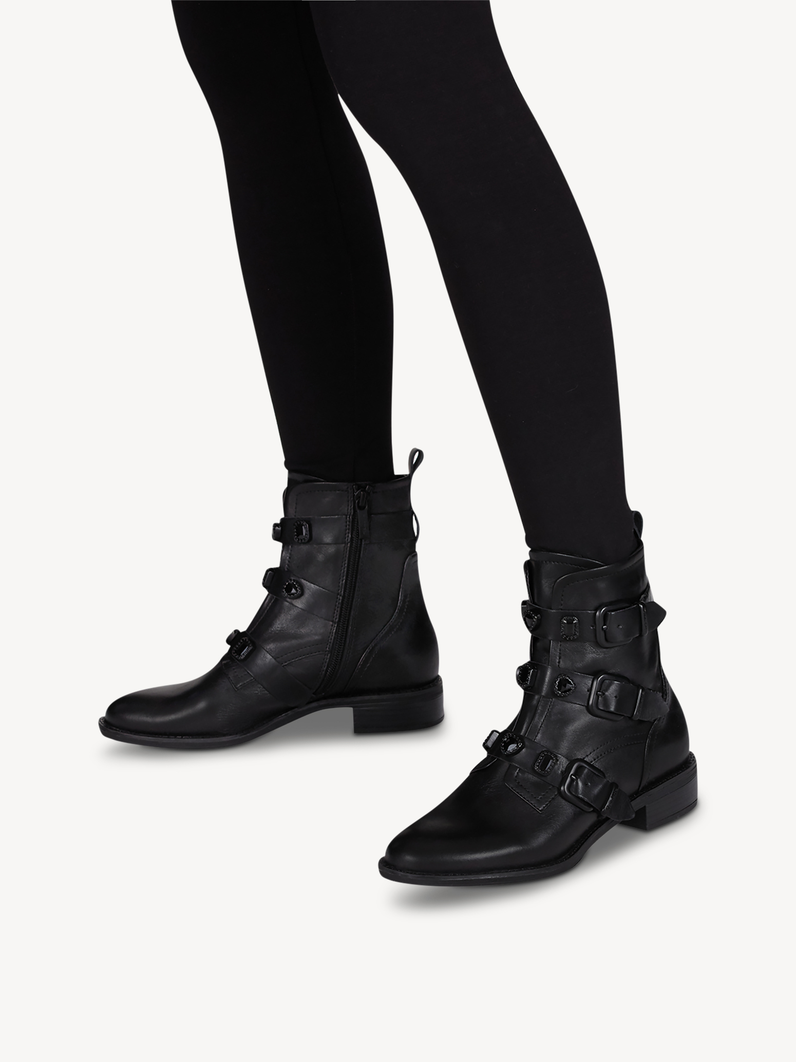 Ботинки женские 5 AW20 (черный) - изображение №1
